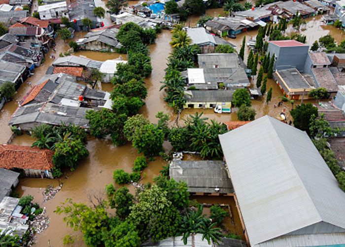 Floods in Pakistan - A Local Disaster or Affect of Global Warming
