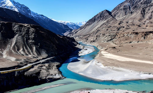 Managing Climate Risks in Mountainous Areas and Their Water Sources